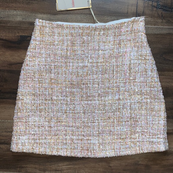 Kontatto Dresses & Skirts - 😍Kontatto Italian Boucle Skirt😍